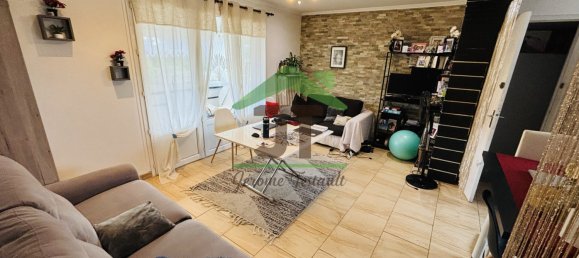 Casa de 4 dormitorios en Chateaudun, France No. 232070 8