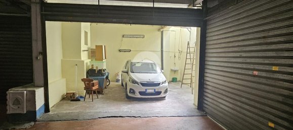 34m² Garage in Rome, Italy No. 54418 3