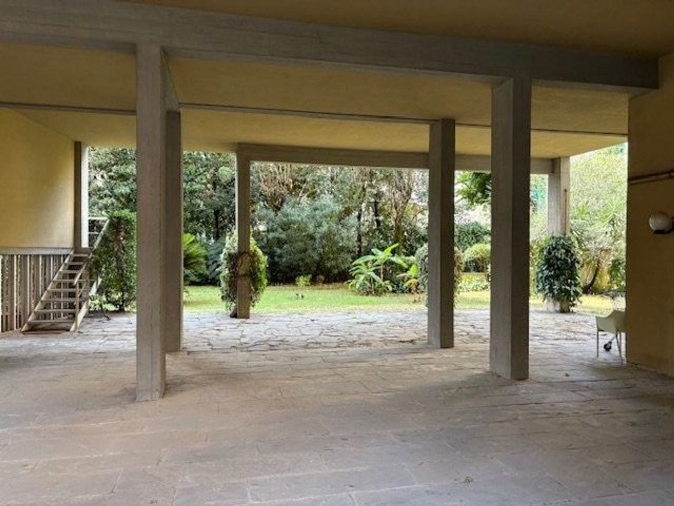 2 bedrooms Apartment in Florence, Italy No. 380365