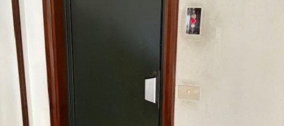 2 bedrooms Apartment in Florence, Italy No. 380365 3