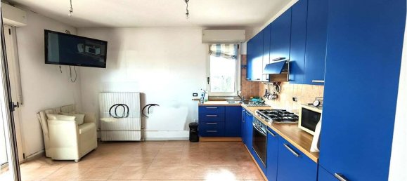 5 Schlafzimmer Penthouse in Rimini, Italy, Nr. 376828 4