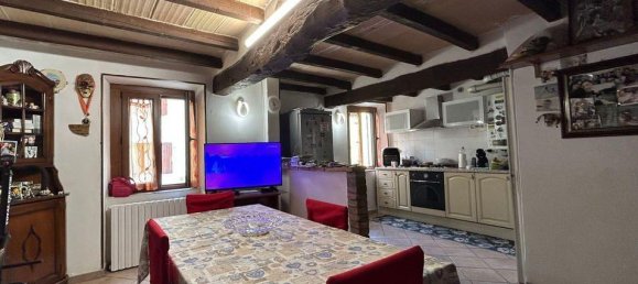 3 rooms Apartment in Castellarano, Italy No. 131745 3