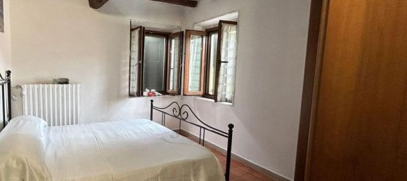 3 rooms Apartment in Castellarano, Italy No. 131745 6