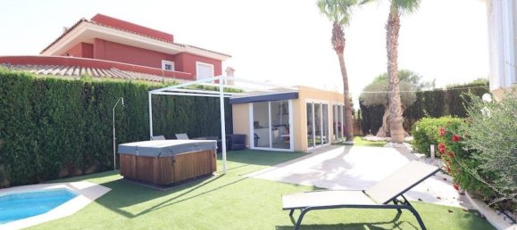 5 bedrooms House in Ciudad Quesada, Spain No. 183693 3