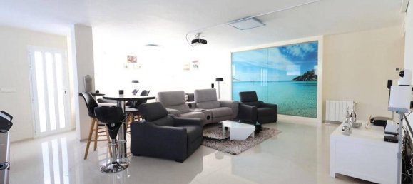 5 bedrooms House in Ciudad Quesada, Spain No. 183693 19