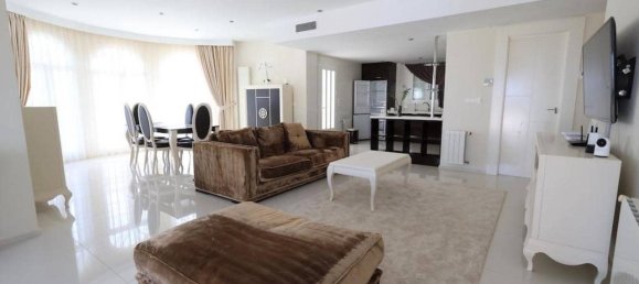 5 bedrooms House in Ciudad Quesada, Spain No. 183693 11