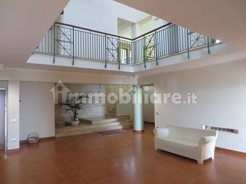 5 bedrooms Villa in Benevento, Italy No. 265882