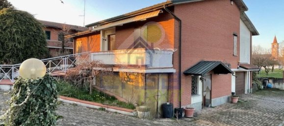 9 rooms Villa in San Pietro in Cerro, Italy No. 309385 2