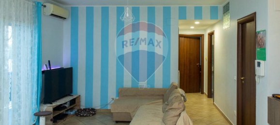 4 rooms Apartment in Fiumefreddo di Sicilia, Italy No. 68655 7