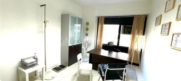 110m² Office in Avellino, Italy No. 64609 10