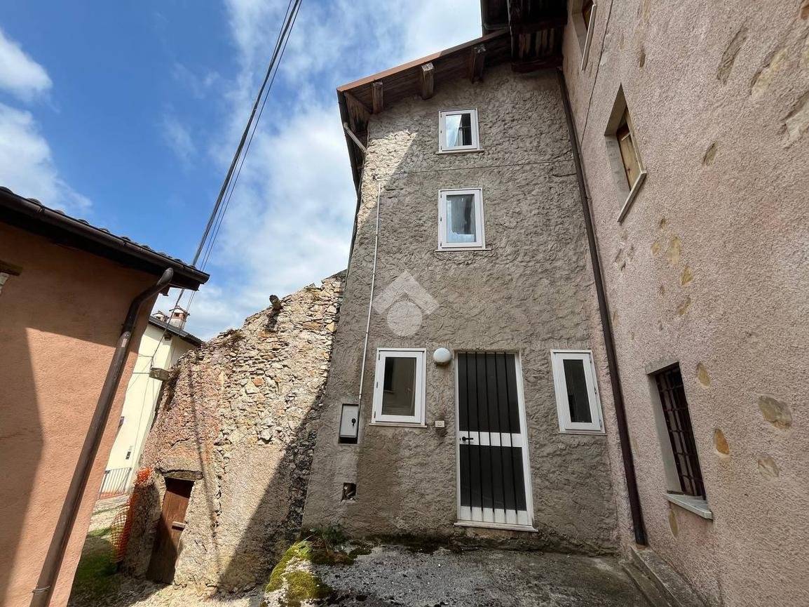 Casa T2 em Torrebelvicino, Italy N.º 324355