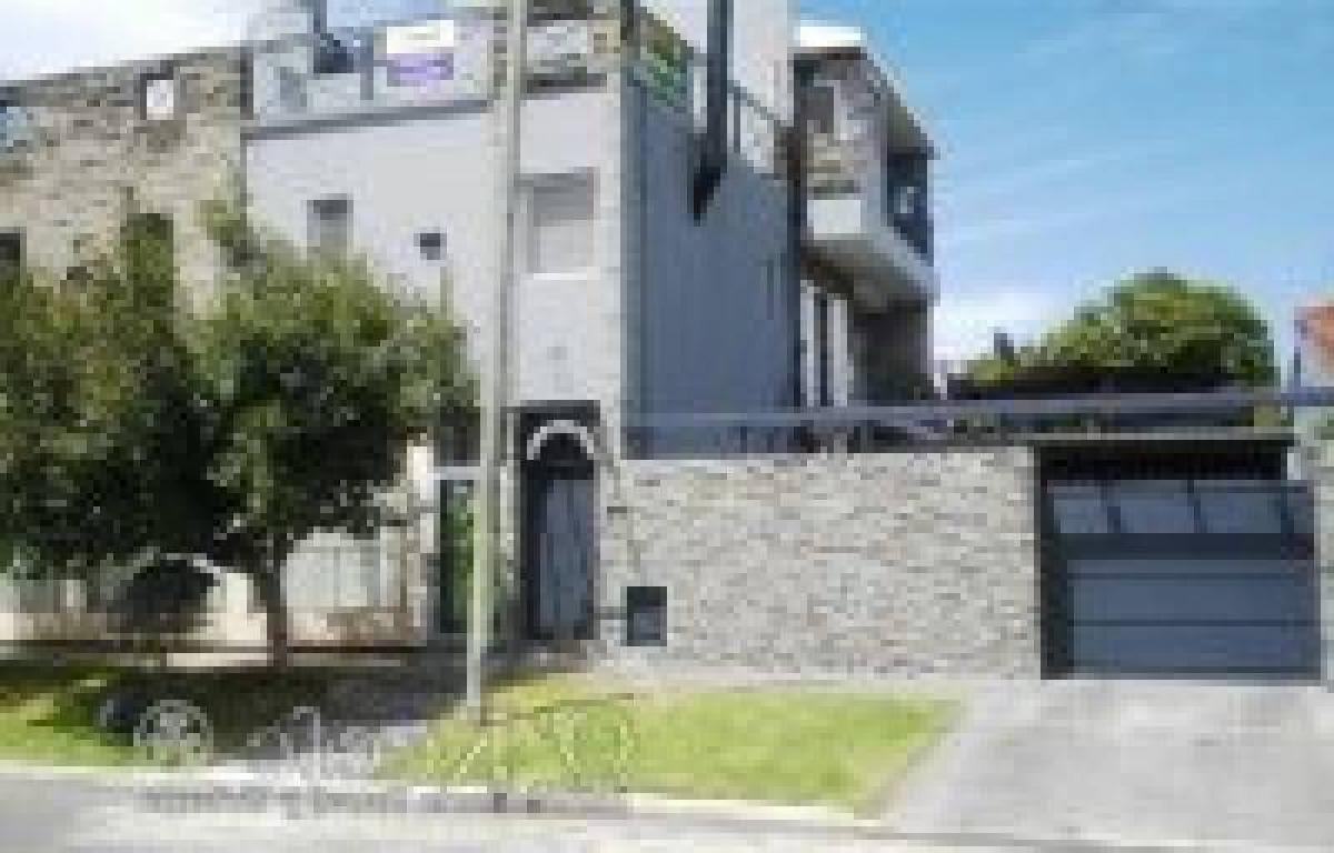 4 Schlafzimmer Haus in Berazategui, Argentina, Nr. 73922