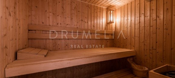 5 bedrooms Villa in Malaga, Spain No. 89187 11