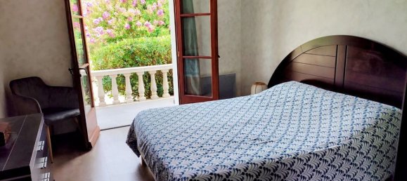 Casa de 5 dormitorios en Les Metairies, France No. 321251 12