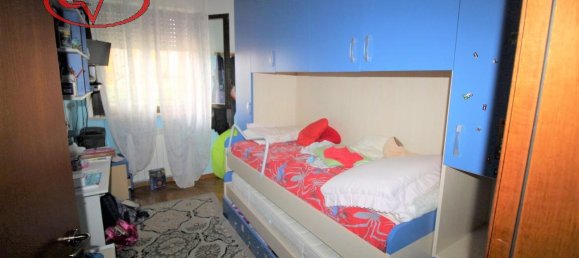 3غرفة شقة في Montevarchi, Italy رقم 8638 8