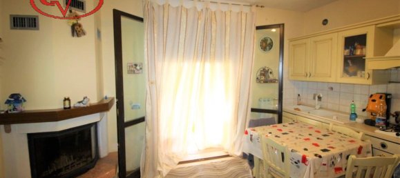 3غرفة شقة في Montevarchi, Italy رقم 8638 3