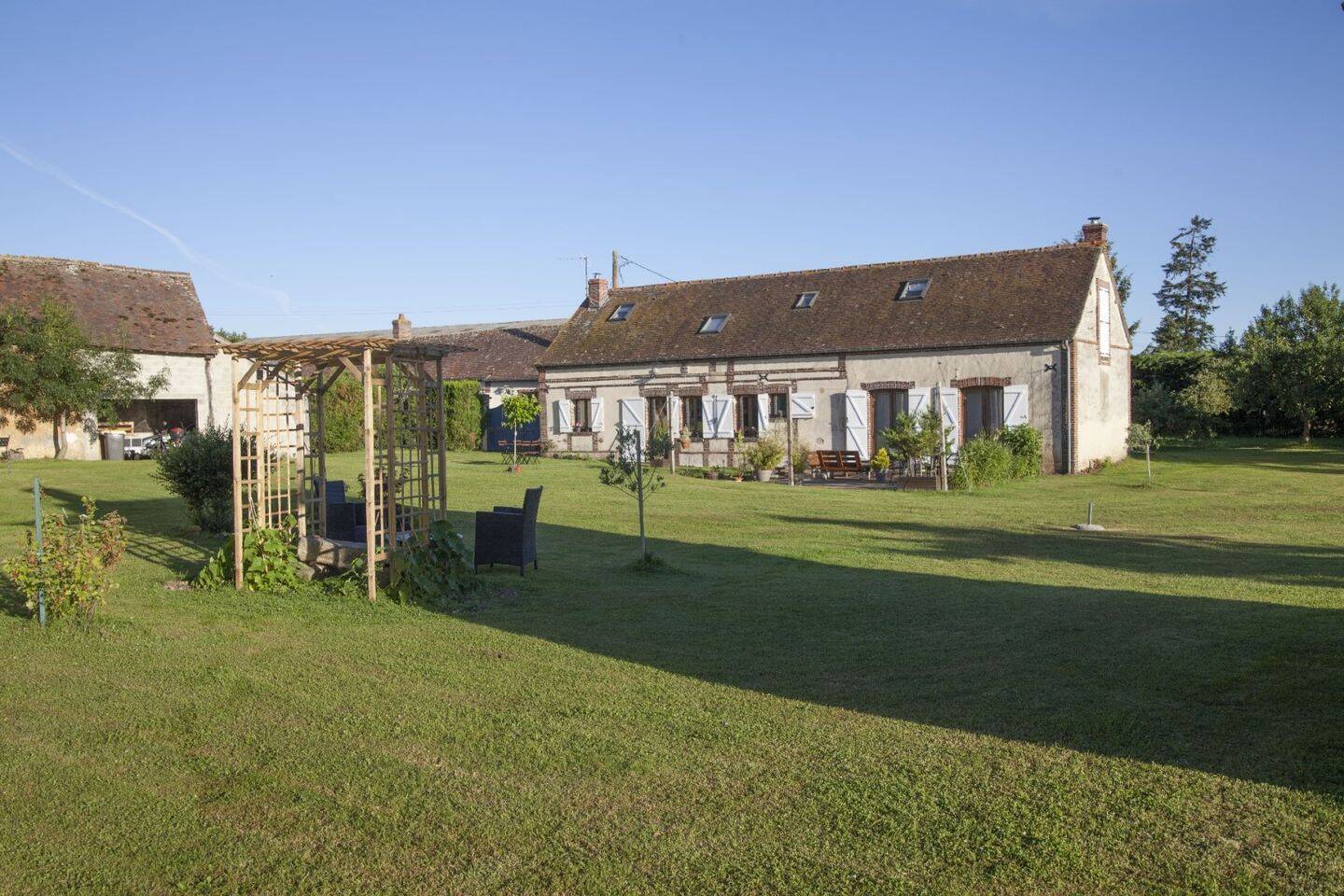 4 bedrooms Villa in Dampierre-sur-Avre, France No. 289215
