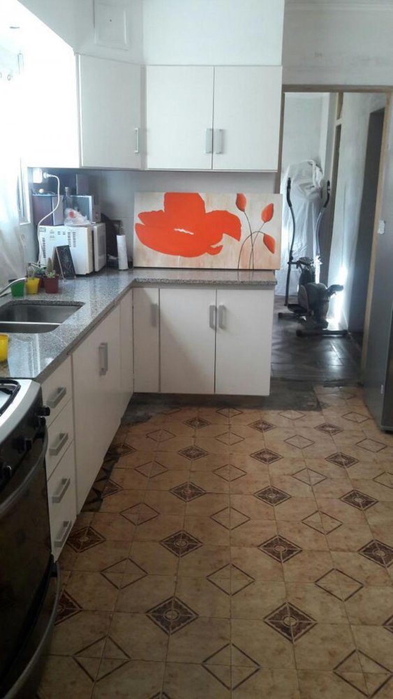 3 bedrooms House in Mar del Plata, Argentina No. 77217