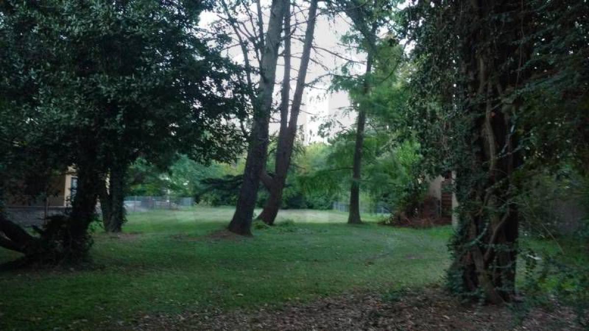 Grundstück in Malvinas Argentinas, Argentina, Nr. 112369