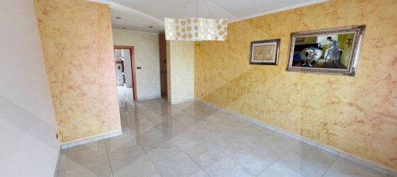 3 rooms Apartment in Molfetta, Italy No. 17260 5