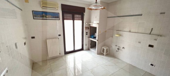 3 rooms Apartment in Molfetta, Italy No. 17260 12