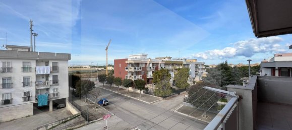 3 rooms Apartment in Molfetta, Italy No. 17260 7