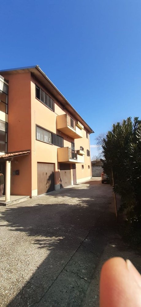 4 rooms Apartment in Bastida Pancarana, Italy No. 75414