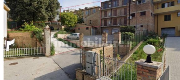 3 bedrooms Apartment in Terre Roveresche, Italy No. 295586 7