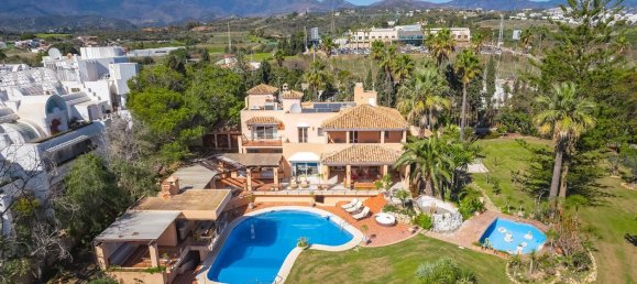 Дом с 8 спальнями в Эстепона, Испания № 24012 13