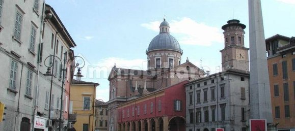 3 bedrooms Apartment in Reggio Emilia, Italy No. 73789 3