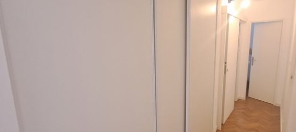 Apartamento de 4 dormitorios en Manosque, France No. 356330 12