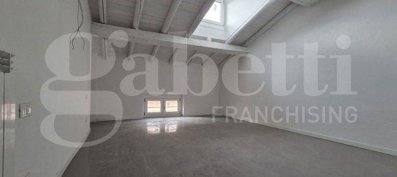 Apartamento de 3 divisões em Cremona, Italy N.º 262286 8