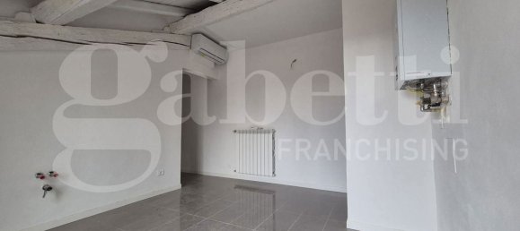 Apartamento de 3 divisões em Cremona, Italy N.º 262286 12