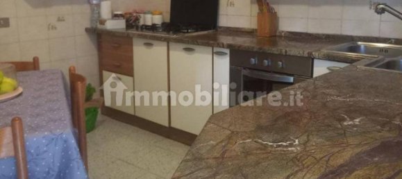 3 Schlafzimmer Wohnung in Terni, Italy, Nr. 124406 8