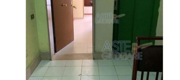 5-Zimmer Wohnung in Melito di Napoli, Italy, Nr. 10941 2