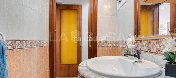 3 bedrooms Apartment in Sant Marti, Spain No. 145037 21