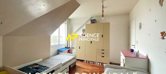 4 bedrooms Apartment in Argenteuil, France No. 182045 9