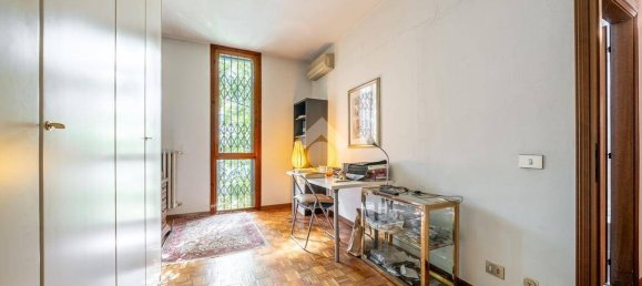 3 Schlafzimmer Villa in Reggio Emilia, Italy, Nr. 333801 22