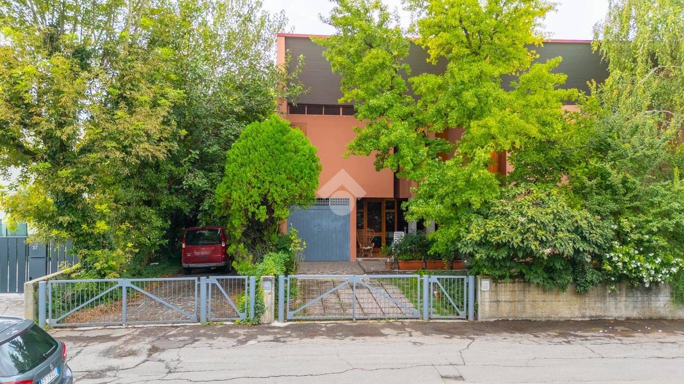 3 Schlafzimmer Villa in Reggio Emilia, Italy, Nr. 333801