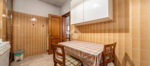 3 Schlafzimmer Villa in Reggio Emilia, Italy, Nr. 333801 14