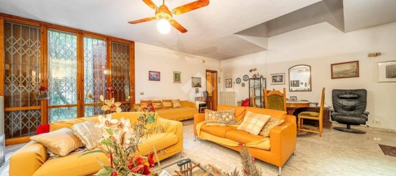 3 Schlafzimmer Villa in Reggio Emilia, Italy, Nr. 333801 11