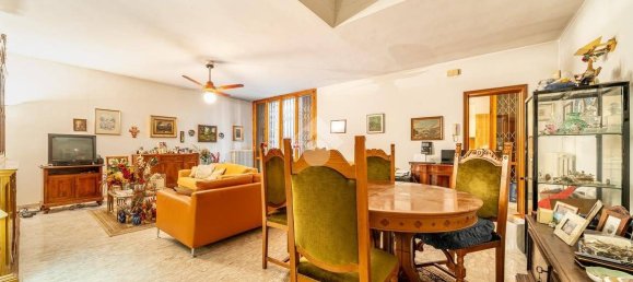 3 Schlafzimmer Villa in Reggio Emilia, Italy, Nr. 333801 10