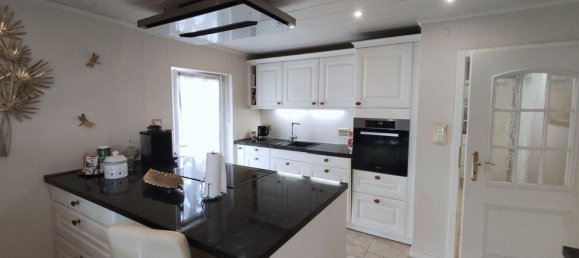 6 rooms House in Kitzingen, Germany No. 221016 8