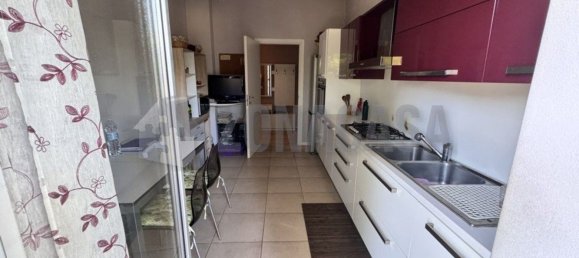 3 rooms Apartment in Lonate Pozzolo, Italy No. 262467 18