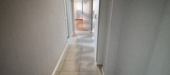 3 rooms Apartment in Lonate Pozzolo, Italy No. 262467 4