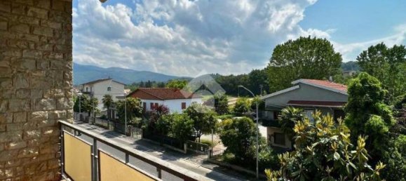 5 rooms Apartment in Terranuova Bracciolini, Italy No. 108479 6