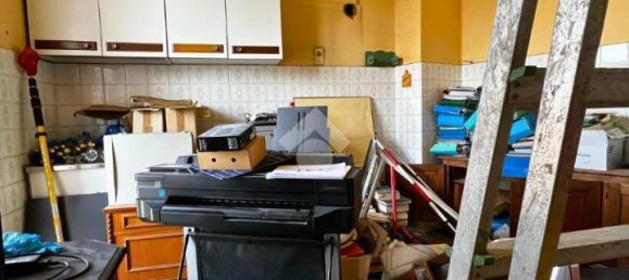 5 rooms Apartment in Terranuova Bracciolini, Italy No. 108479 2