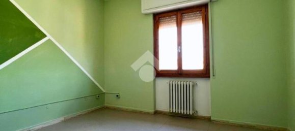 5 rooms Apartment in Terranuova Bracciolini, Italy No. 108479 5