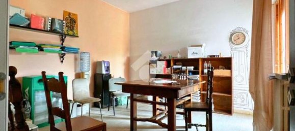 5 rooms Apartment in Terranuova Bracciolini, Italy No. 108479 17