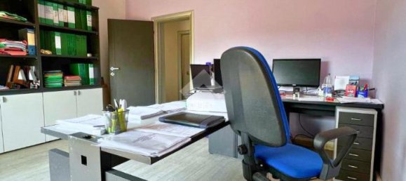 5 rooms Apartment in Terranuova Bracciolini, Italy No. 108479 19